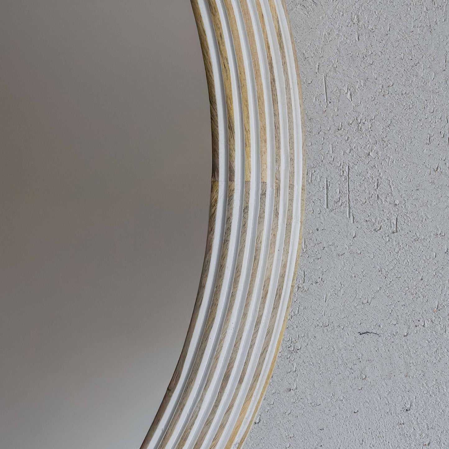 Round White Round Wall Mirror